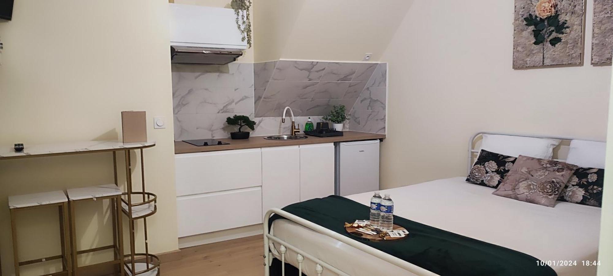 Le Cocoon Dore Poitiers Zimmer foto